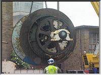 Lifting the winding drum