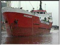 Reedness arriving in Goole docks
